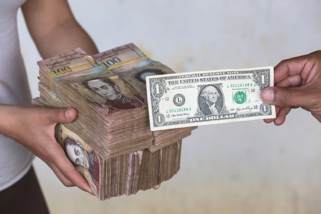 How hyperinflation in Venezuela made $1 worth 250,000 Bolivars